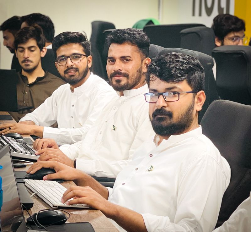 Life at Amrood Labs