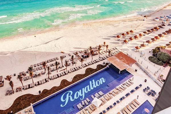 Travel Leaders Image