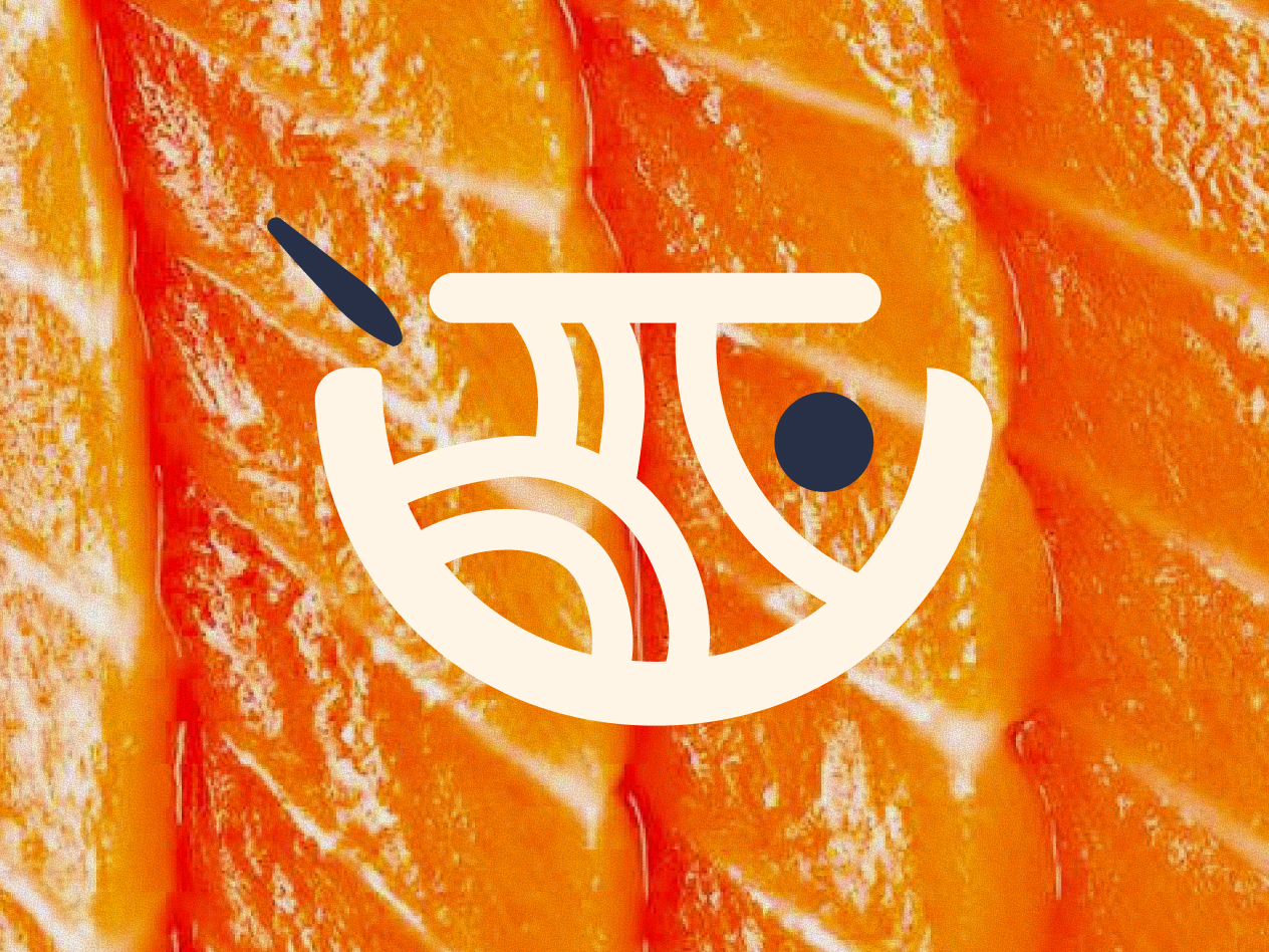 Logo stylisé en blanc et bleu marine représentant un poisson sur un fond trés zoomer de tranches de saumon