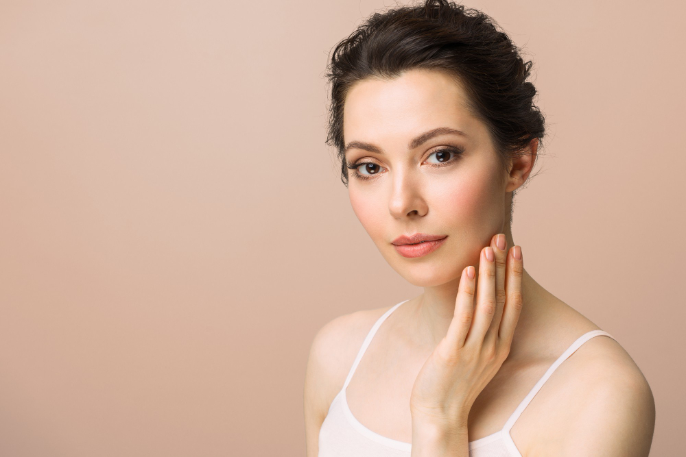 young-beautiful-woman-with-perfect-skin-oil pulling benefits to skin to Reduce wrinkles, fine lines, dry face, and other signs of aging