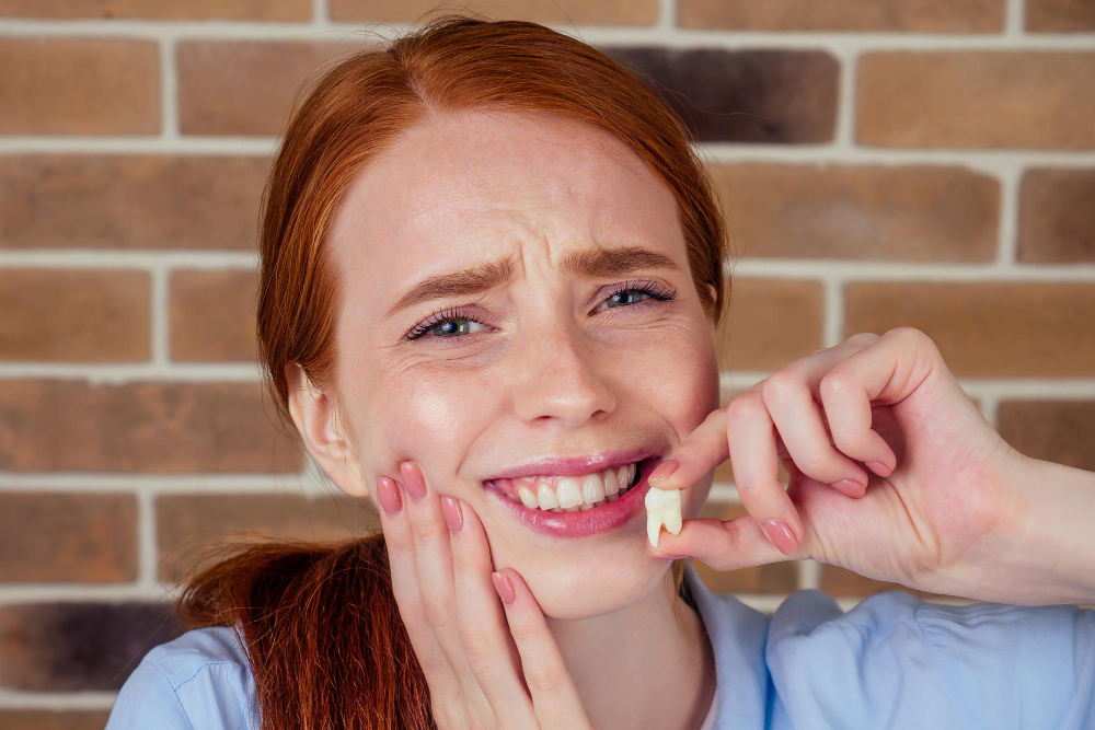 woman with Gum diseases to cause tooth extraction
