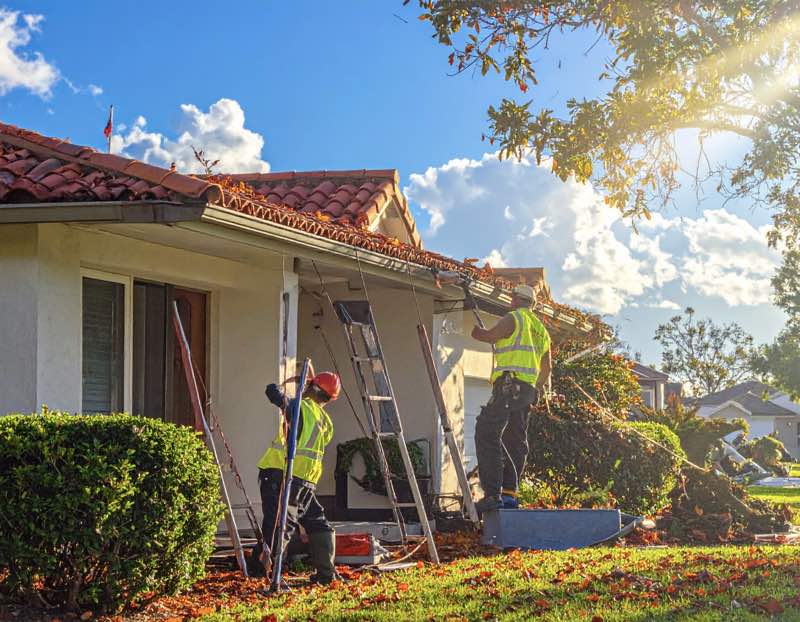 An Orlando home being Gutter Cleaned