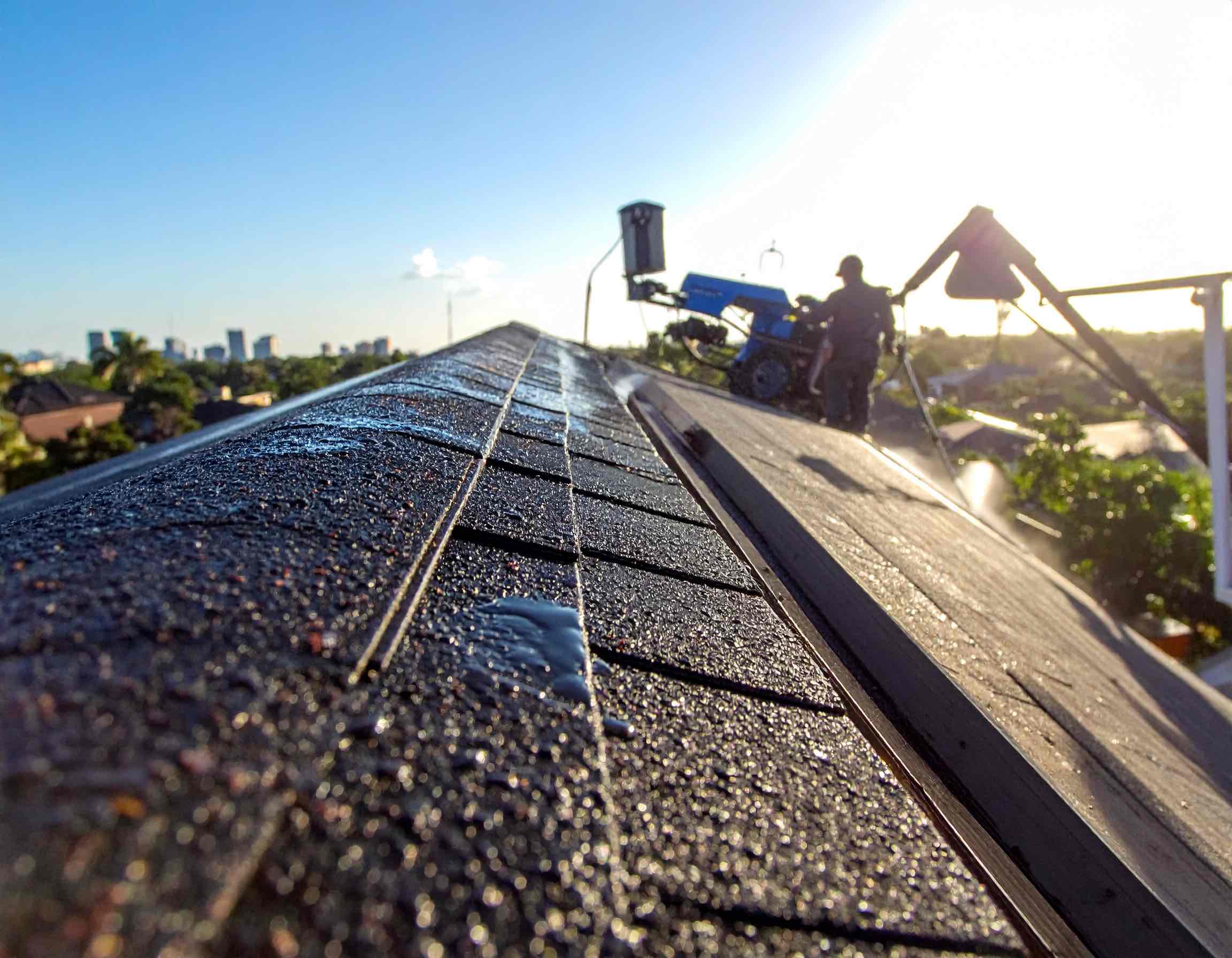 Roof Soft Washing in Orlando: Cost, Process & When You Need It