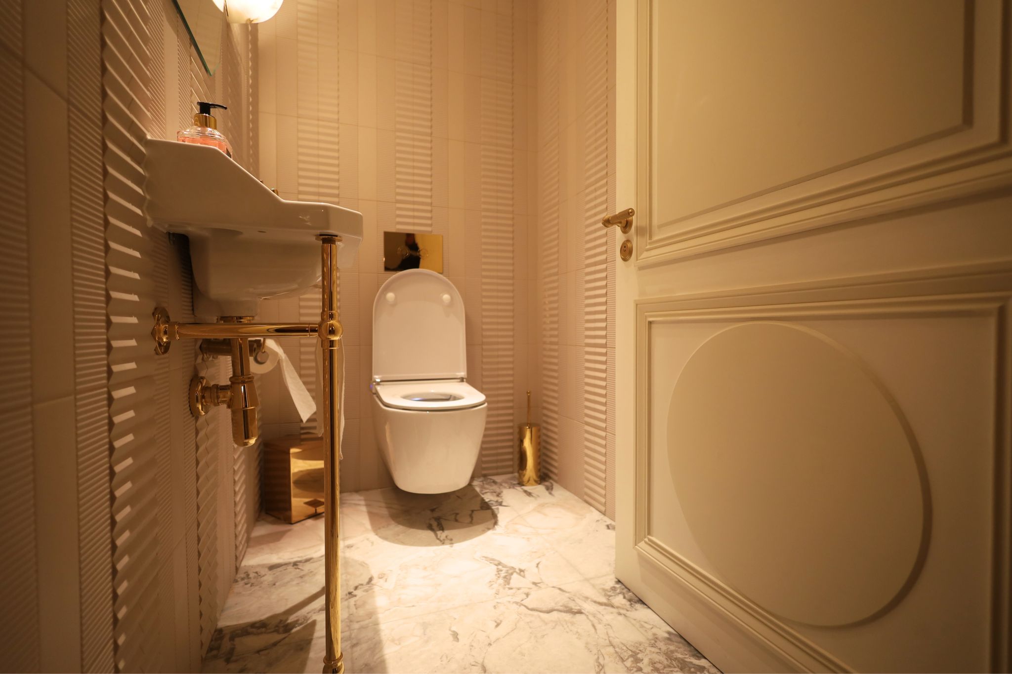 Rénover ses toilettes premium à Paris