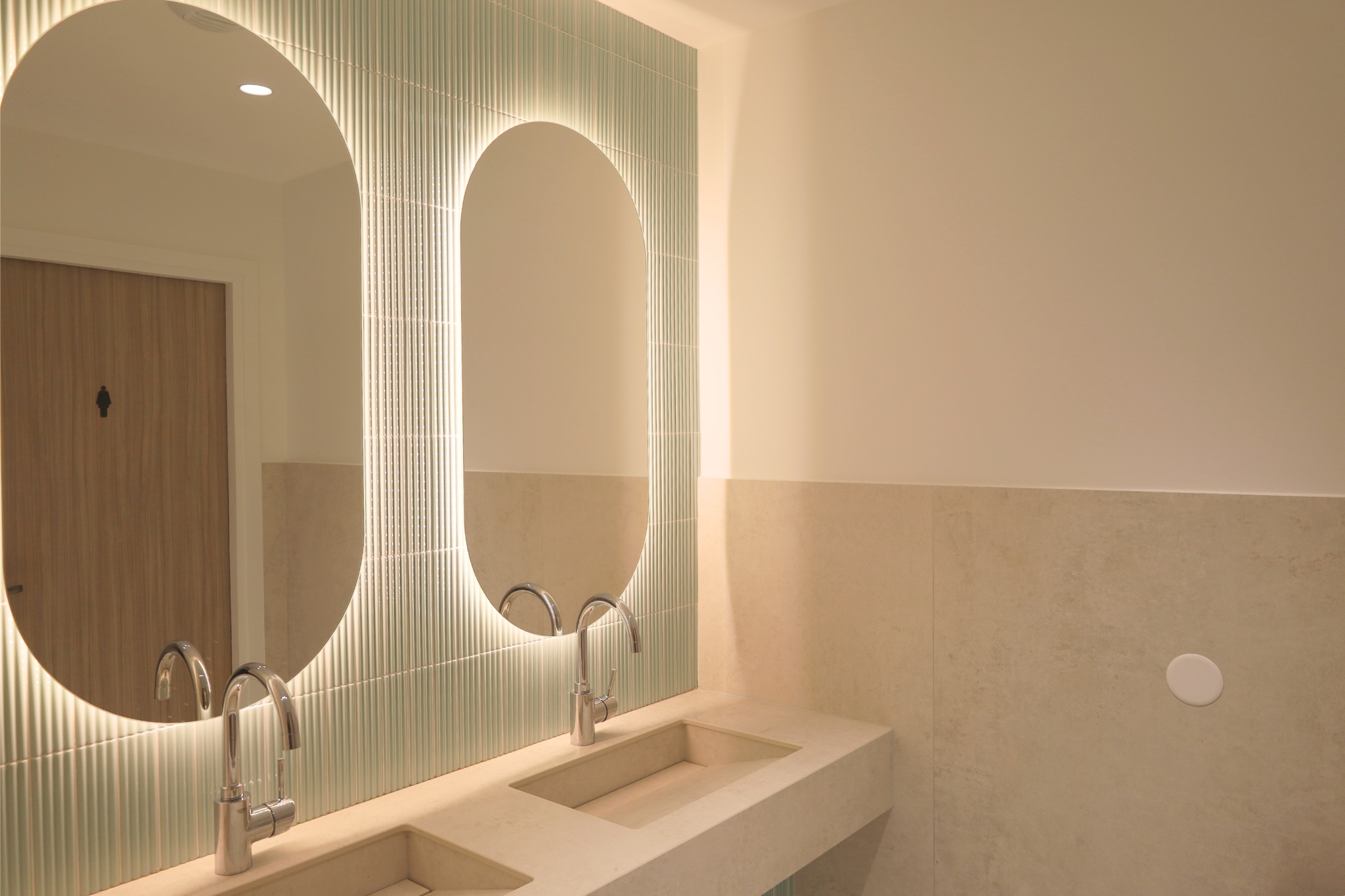 Pose de carrelage à Paris par une entreprise de rénovation.