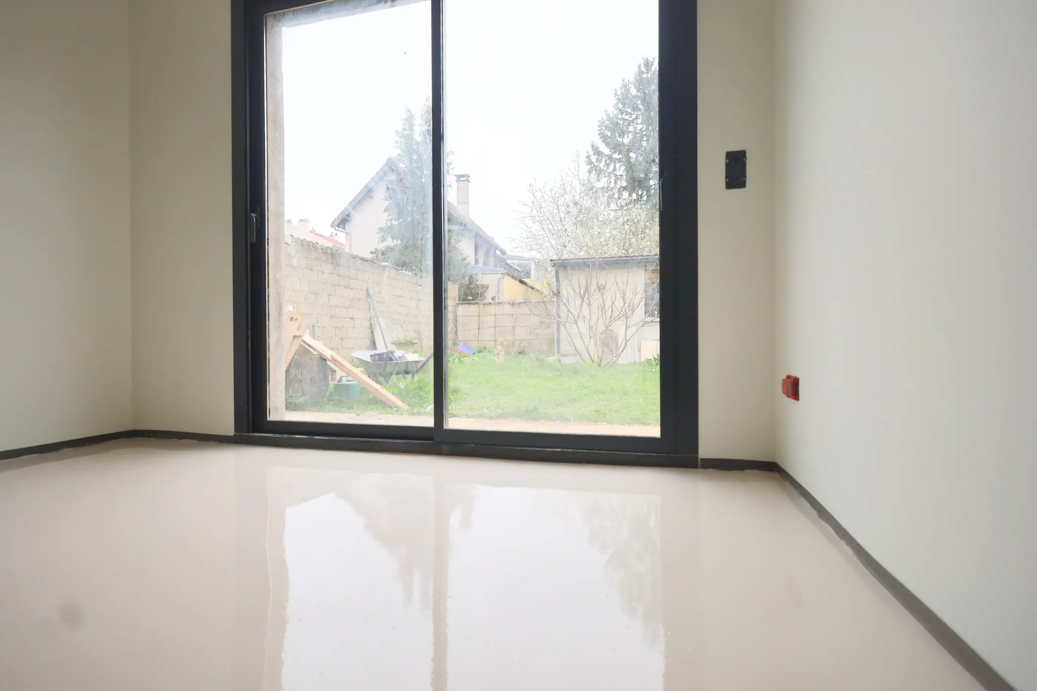 Application d'un coulis quartz dans une maison de 200m2 au Perreux-sur-Marne, dans le Val-de-Marne (94)