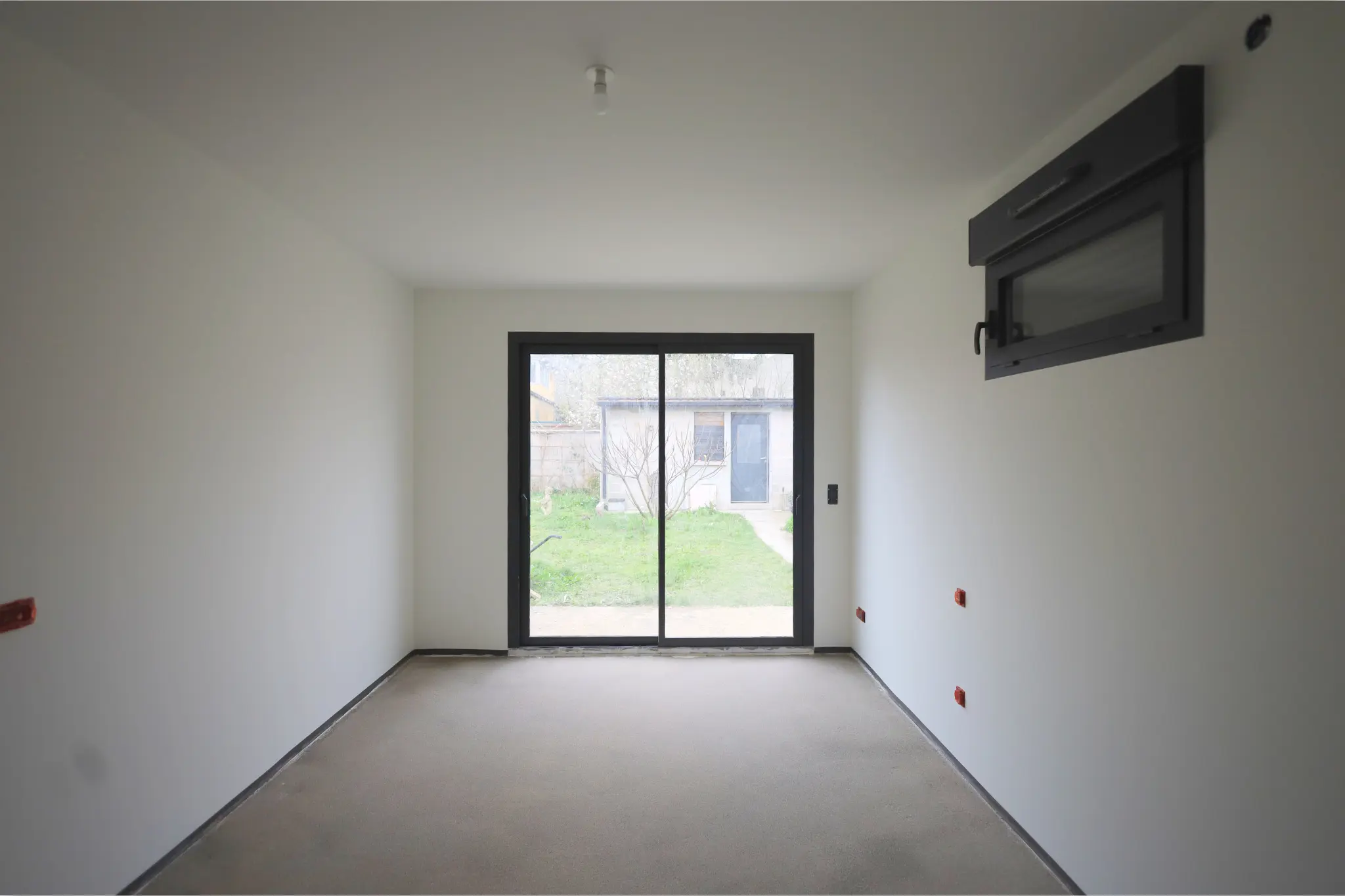 Application de béton ciré à Paris. 