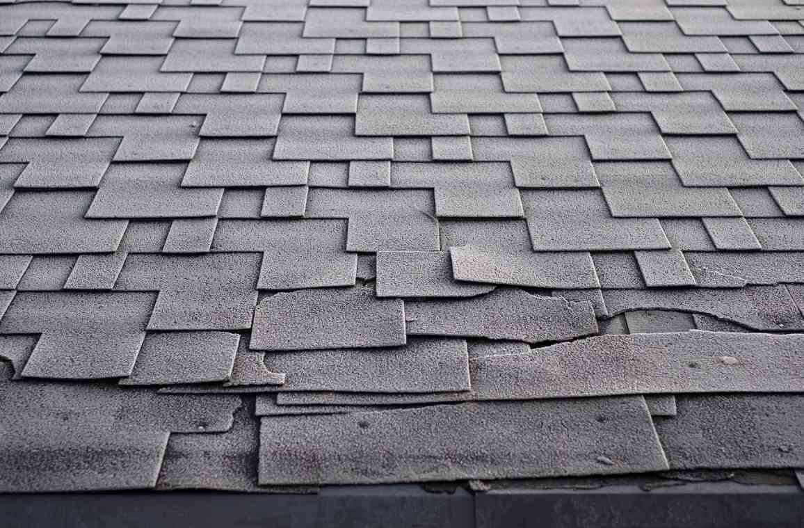 crack roof shingles in Bucks County