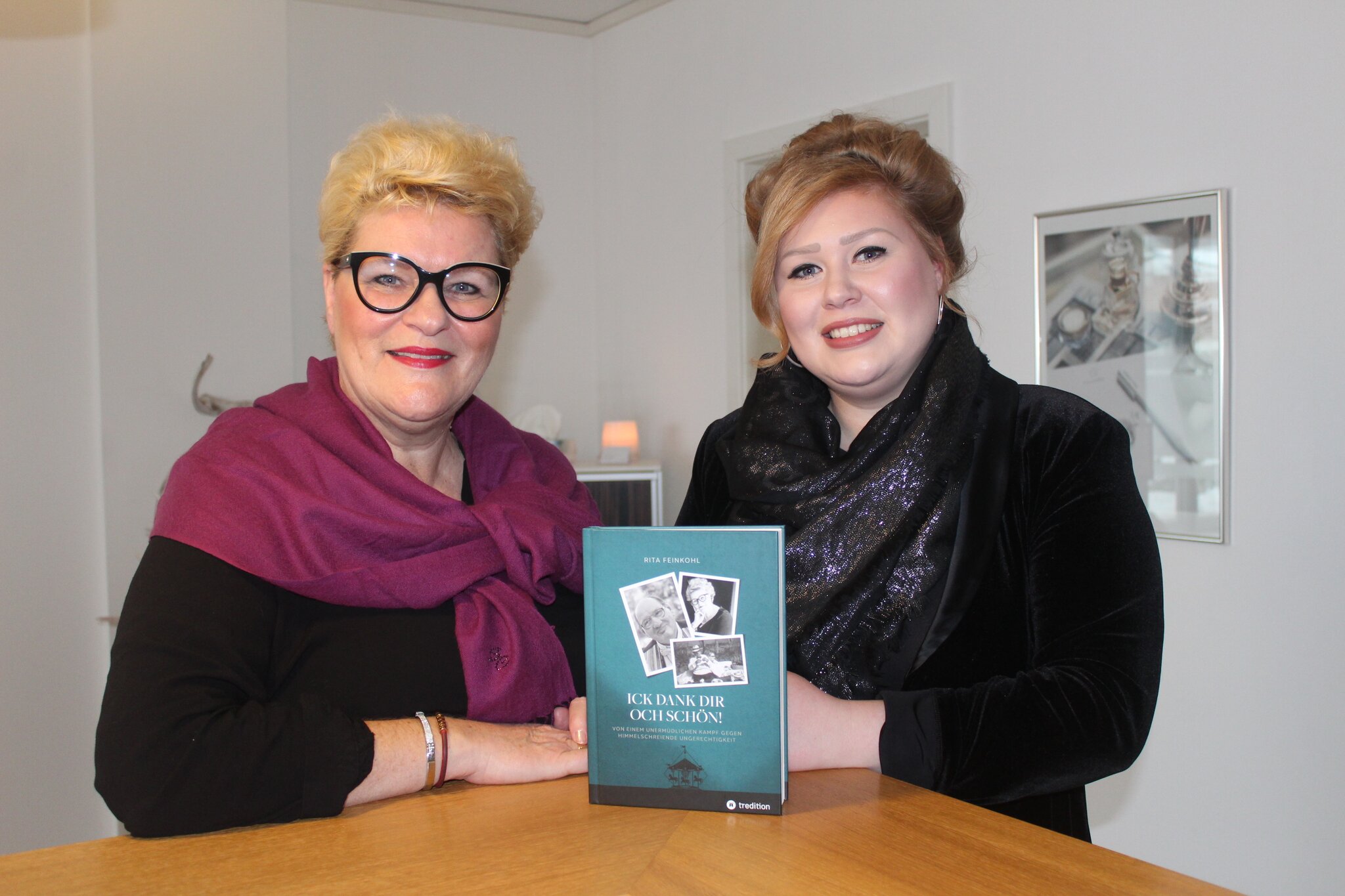 Buchschreiberei Referenz Foto