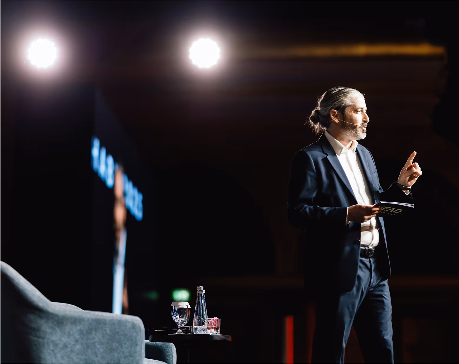 Ronnen Harary speaking on stage at the MEAD summit