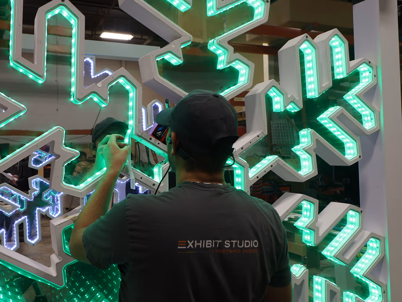 Calgary fabricator installation lights on a custom outdoor display