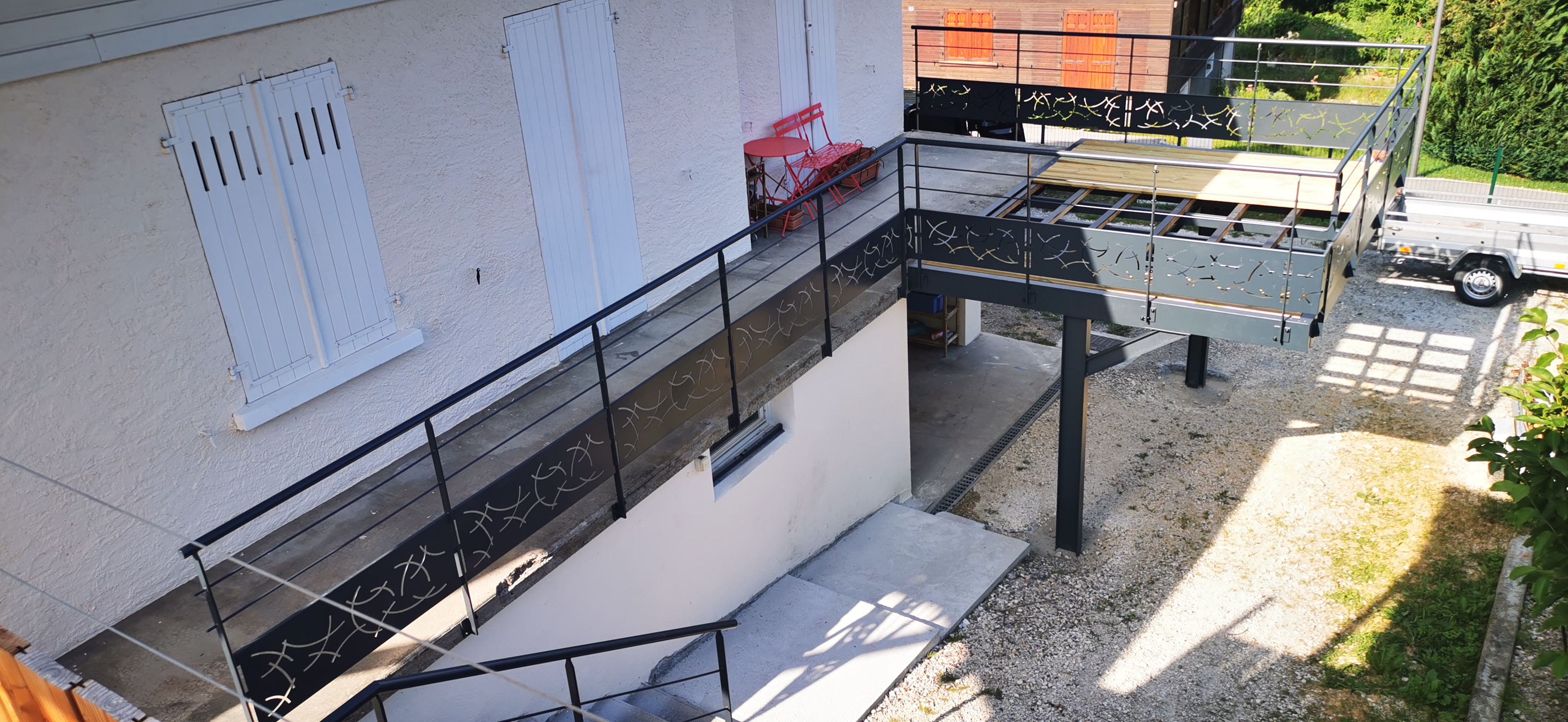 Balcon métal bois extérieur