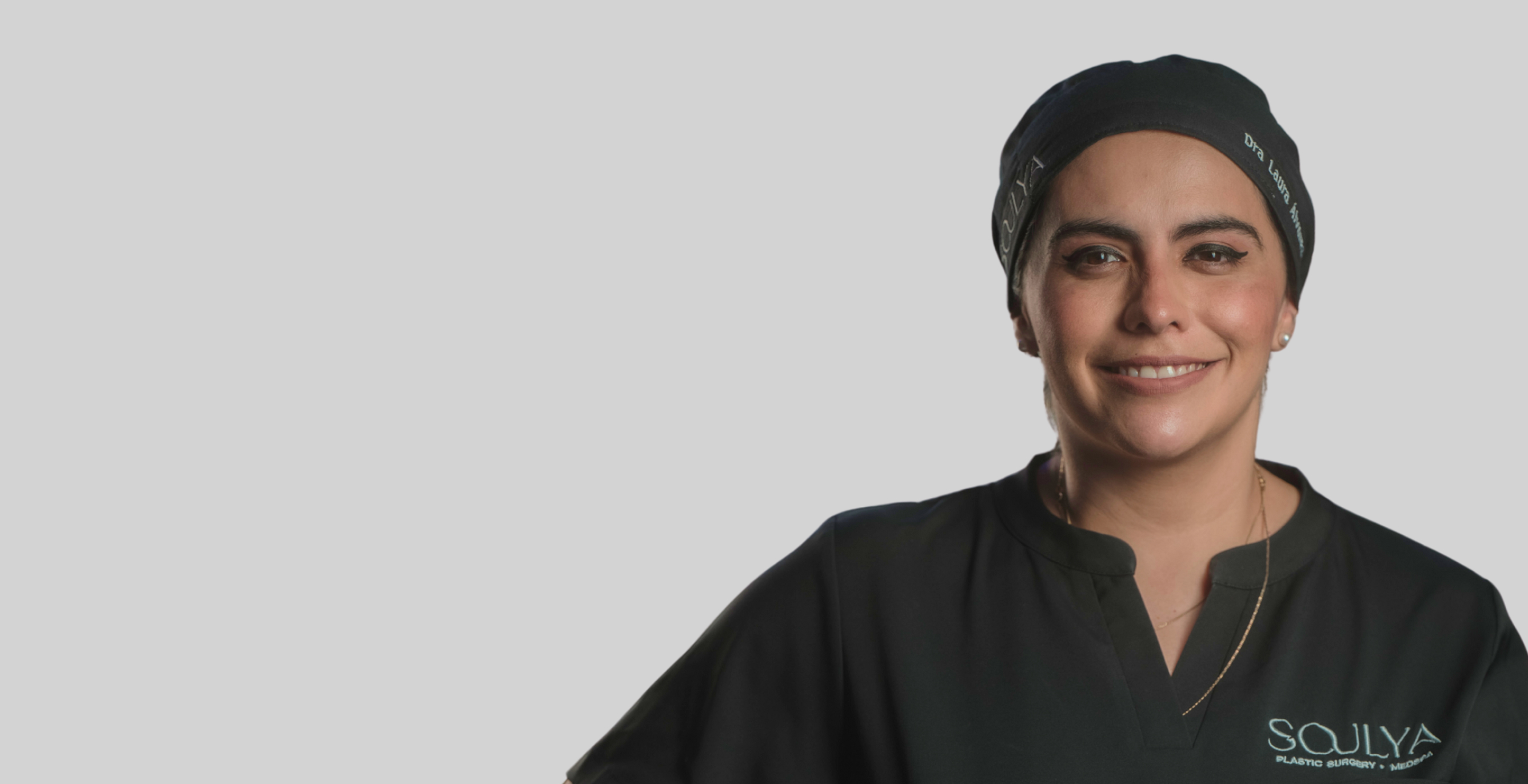 headshot of Dra. Laura