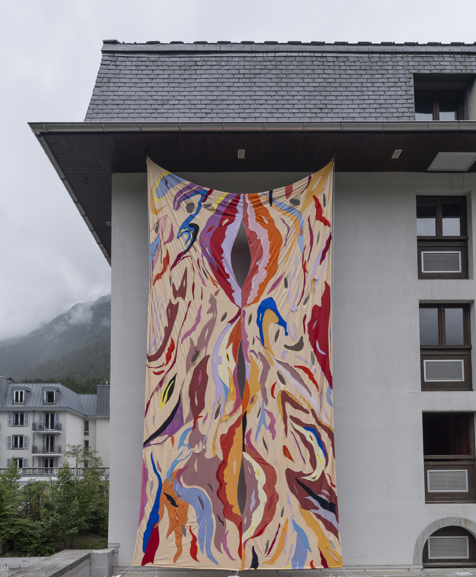 Quiver, Quake, 2023 - Artocène Biennale. Chamonix, FR