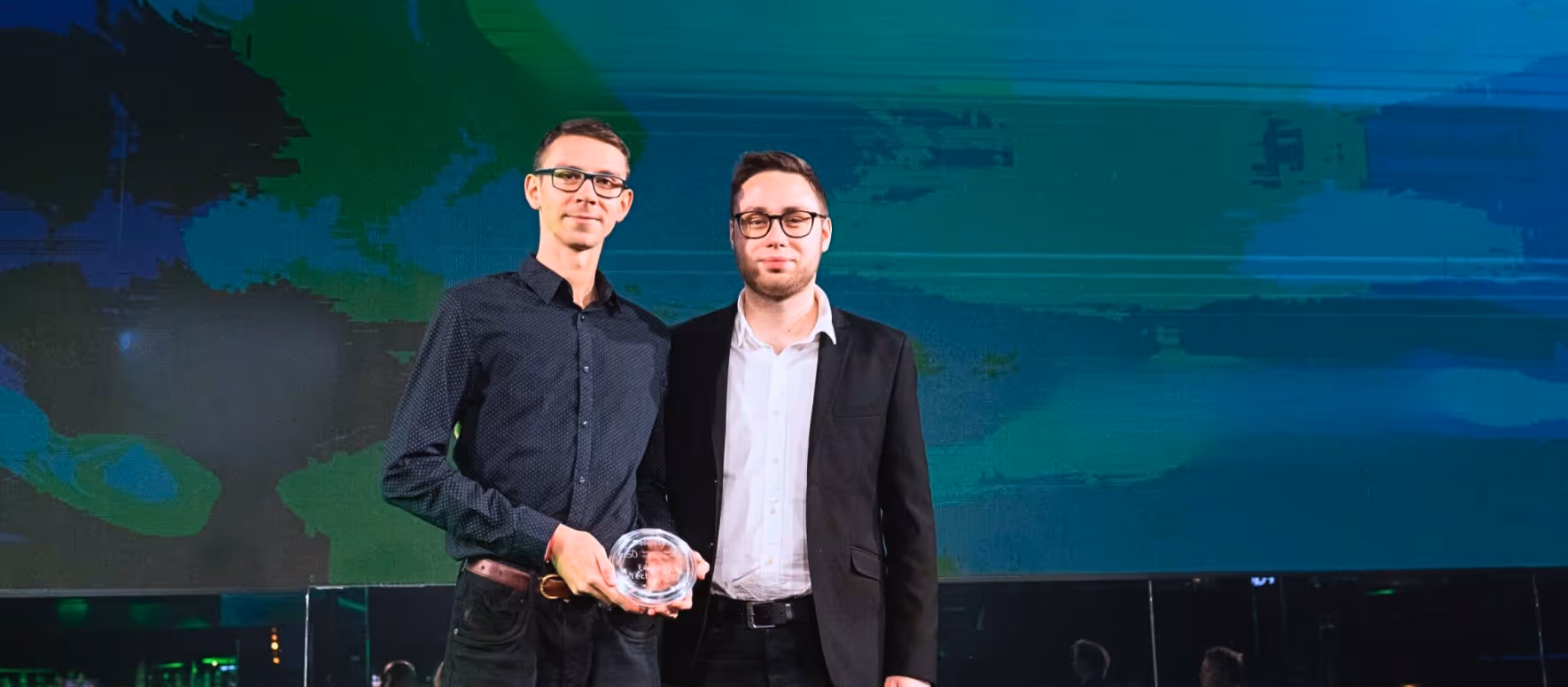 A graphic showing improved customer support processes.