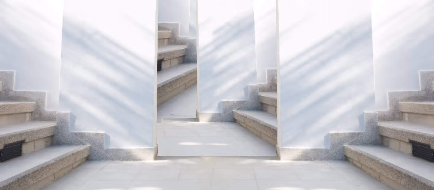 Revenue-Based Financing vs Venture Debt