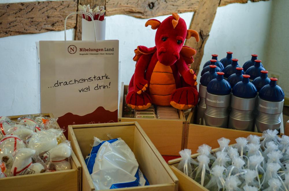 03_Nila informiert sich