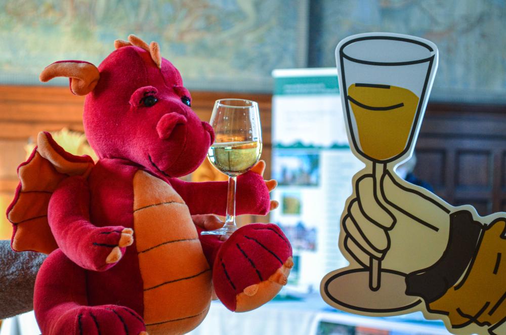 05_Nila informiert sich