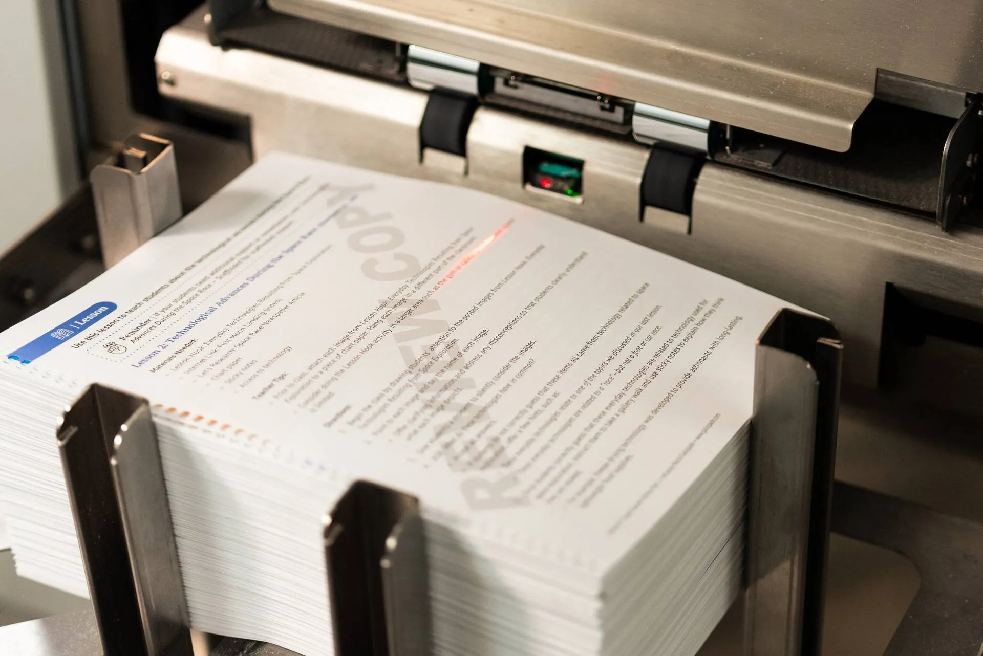 Printing machine processing lesson materials