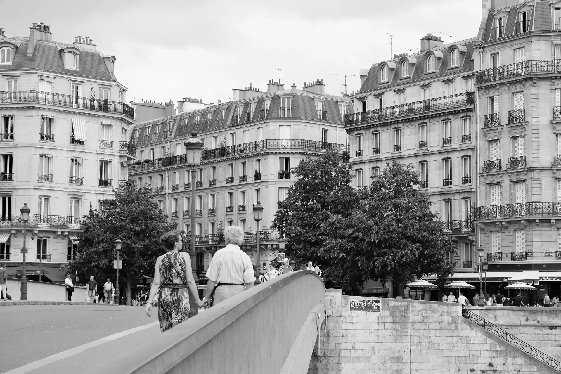 CROSSING, June 2025 Paris