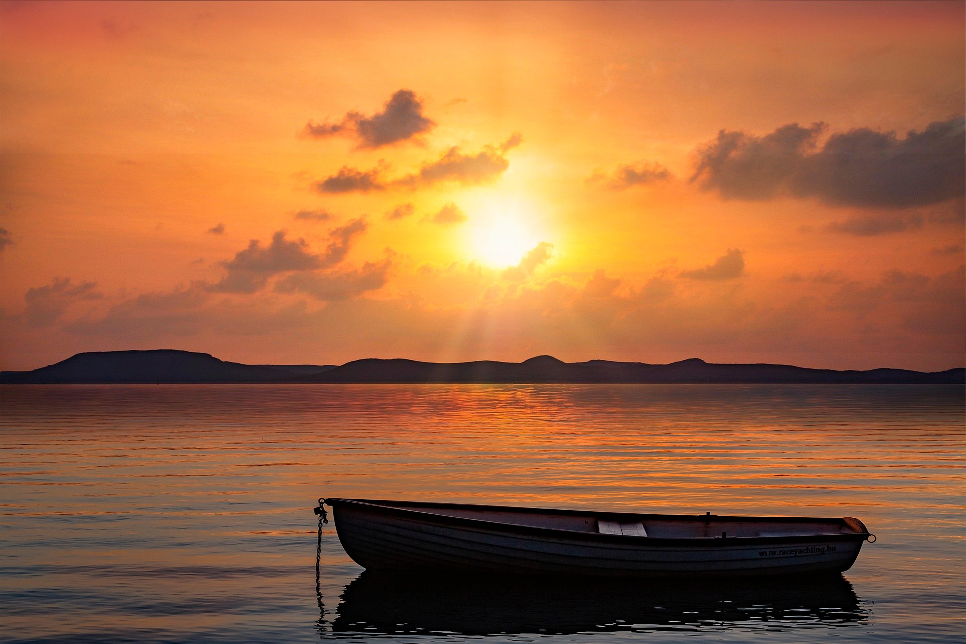 image of cozy study nook [background image]