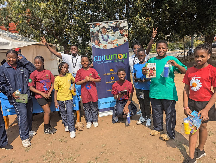 Edulution Coaches with interested learners