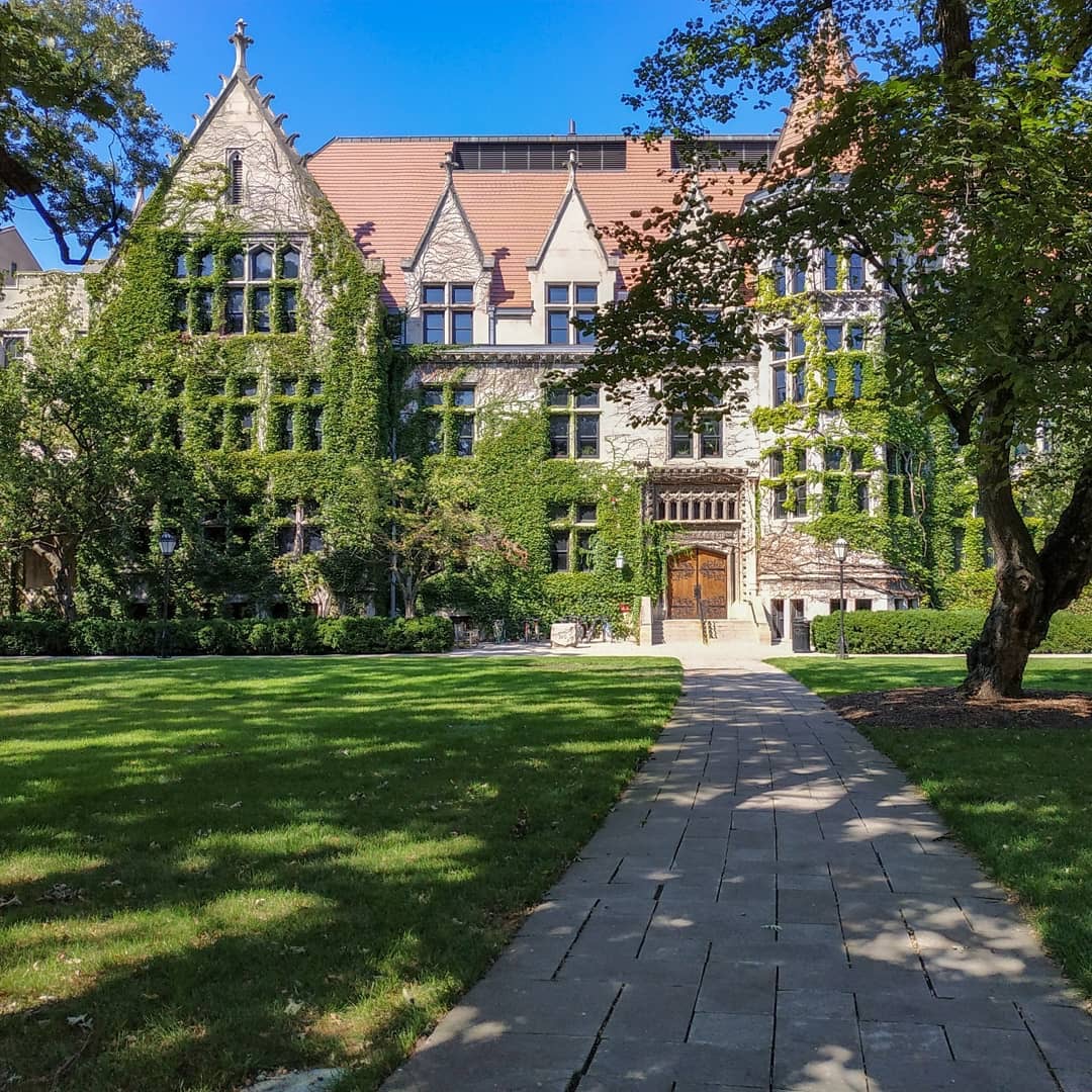 University of Chicago endowment PE chief leaves amid financial challenges 