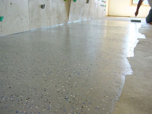 Epoxy primer for garage floor