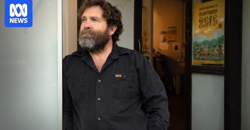 Dr Saul Griffith featured on ABC's Australian Story — Down to the Wire