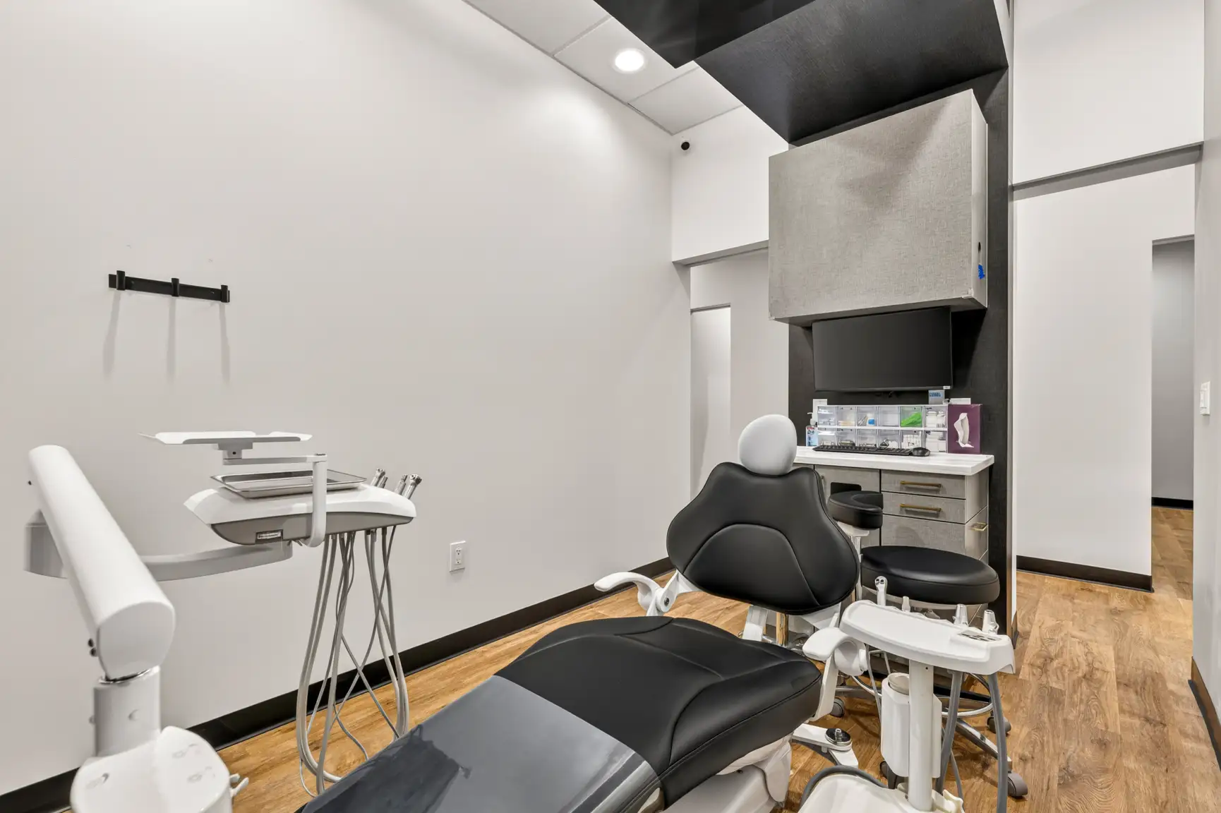 Fang Dental Studio office in Monrovia, CA