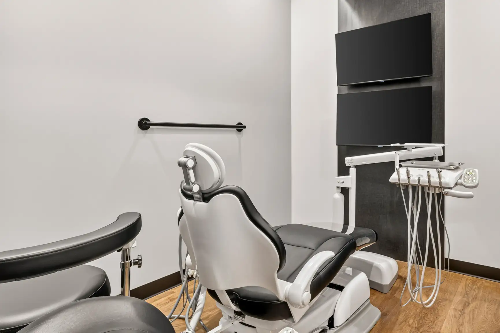 Fang Dental Studio office in Monrovia, CA
