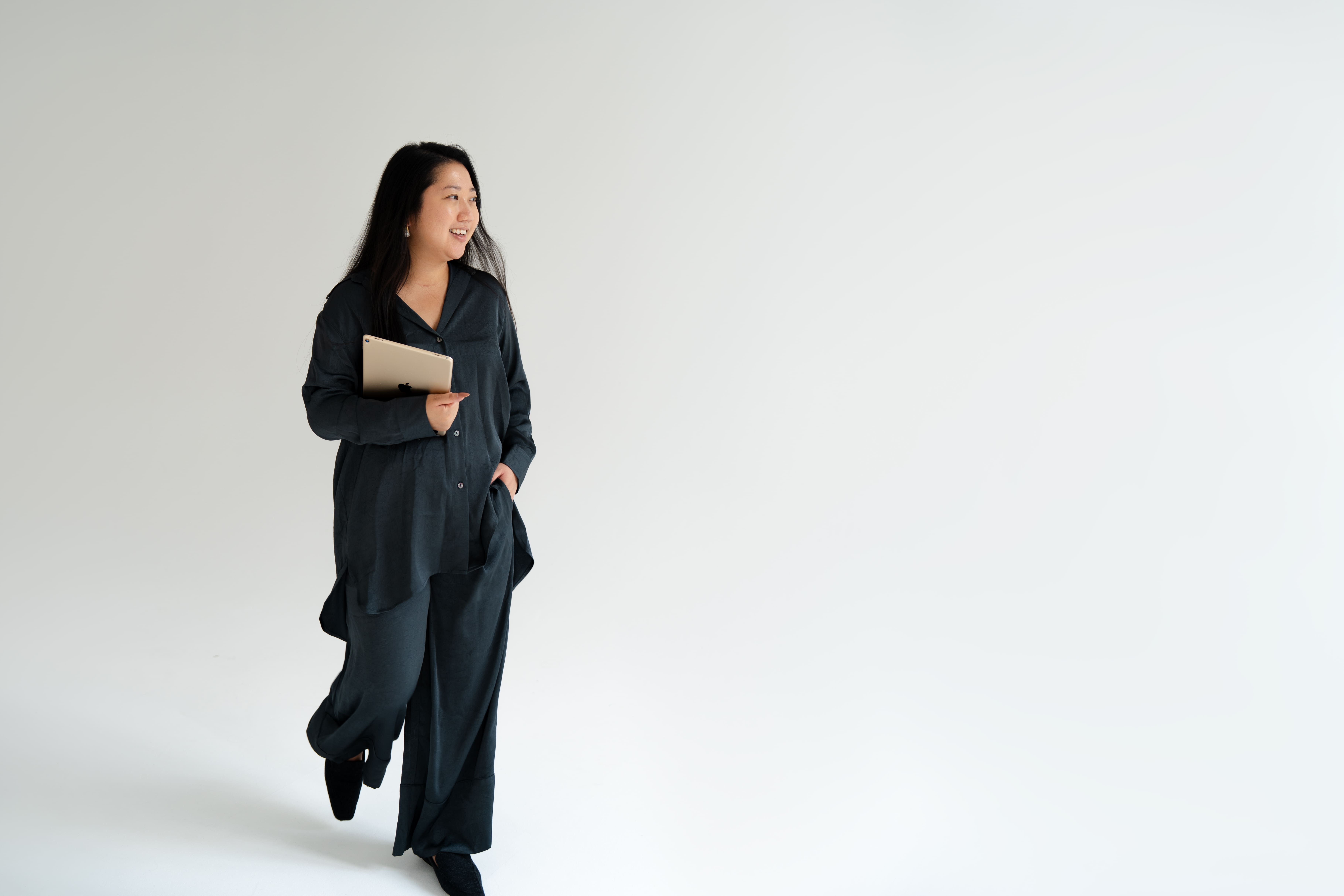 astrologer ready for a personalized consultation