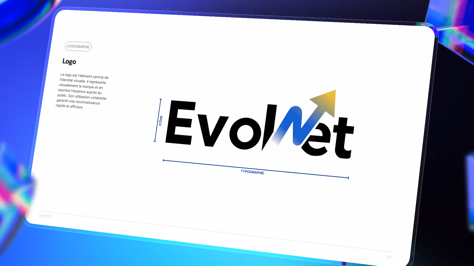 Page blanche avec logo Evolnet en typographie noire et flèche montante bleue et jaune intégrée dans le « N ».