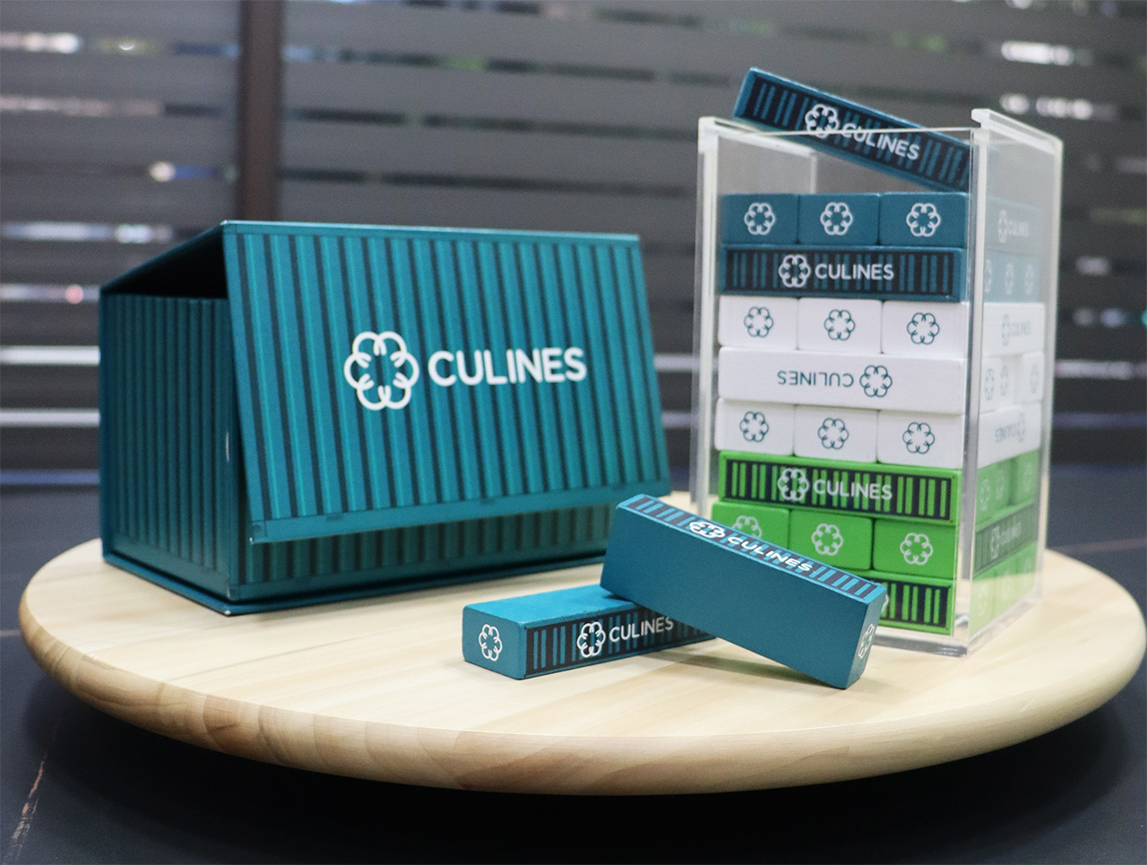 客製化企業玩具成品照