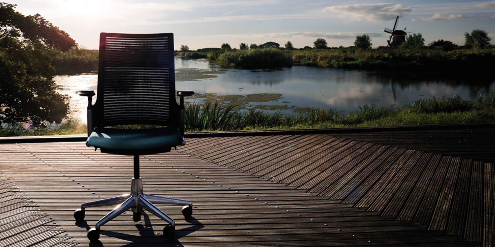 Ahrend: Nachhaltige Büromöbel für Wohlbefinden und Produktivität in Unternehmen weltweit.