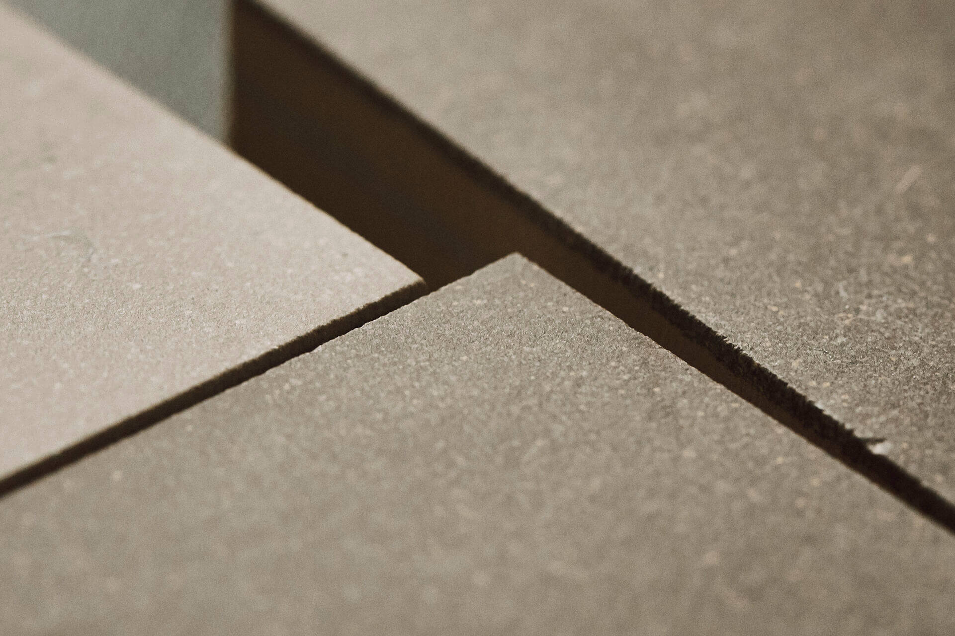 Mosa: Sustainable floor tiles made from natural raw materials. Cradle to Cradle certified for environmentally friendly buildings.