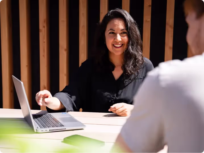 Schlanke Einkaufsprozesse mit dem Punch-Out-Katalog für externe Weiterbildungen