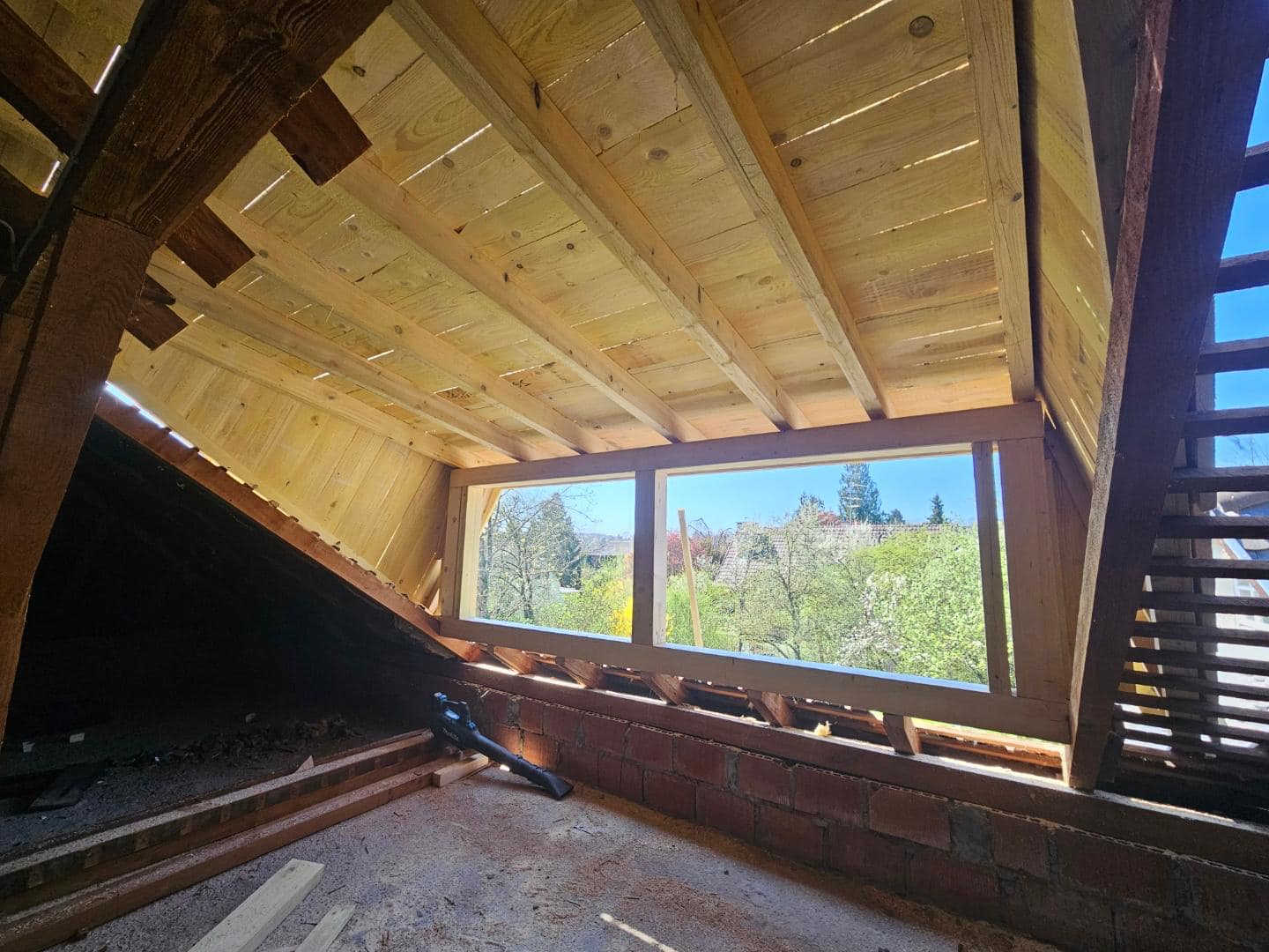 vue intérieure lucarne dans le bas rhin
