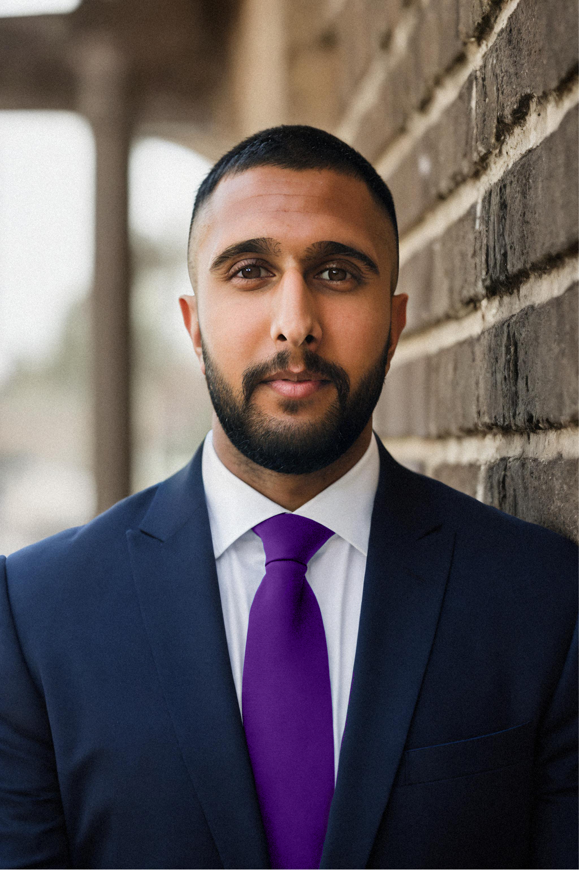 Porträtt av Rikesh Chouhan, Co-Founder på Qonfin, rådgivare för skräddarsydda finansieringslösningar.