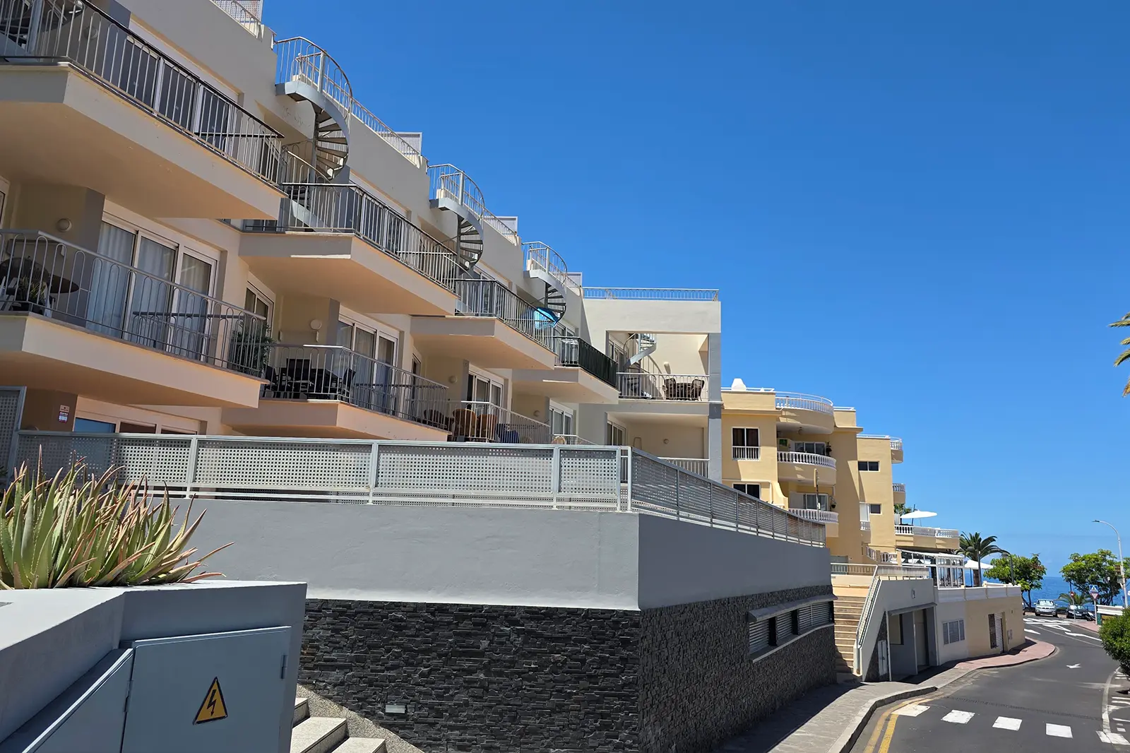 Außenansicht der Apartmentanlage in Santiago del Teide