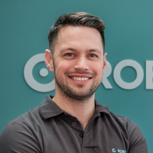 Salesperson_Christopher