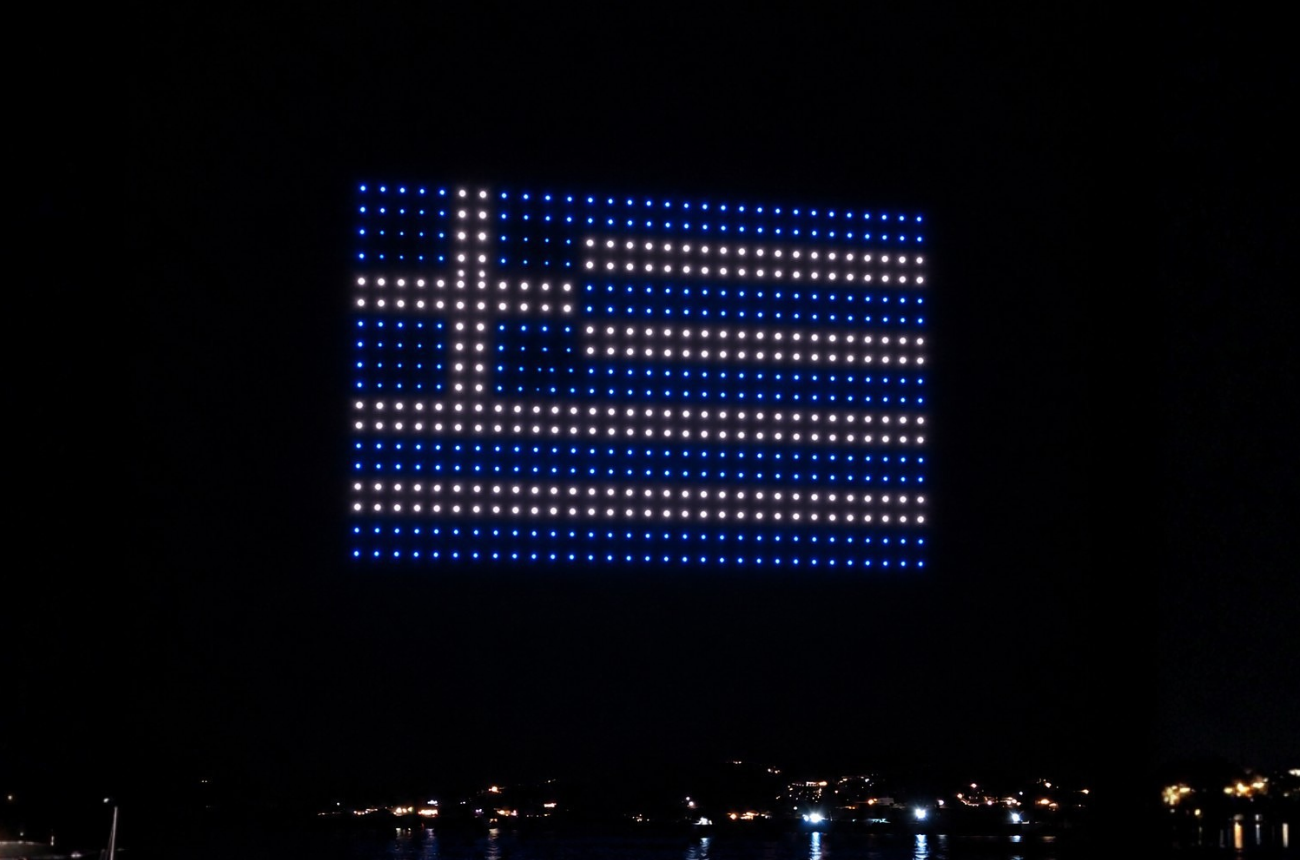 Drone show της Dronira σε εθνική επέτειο