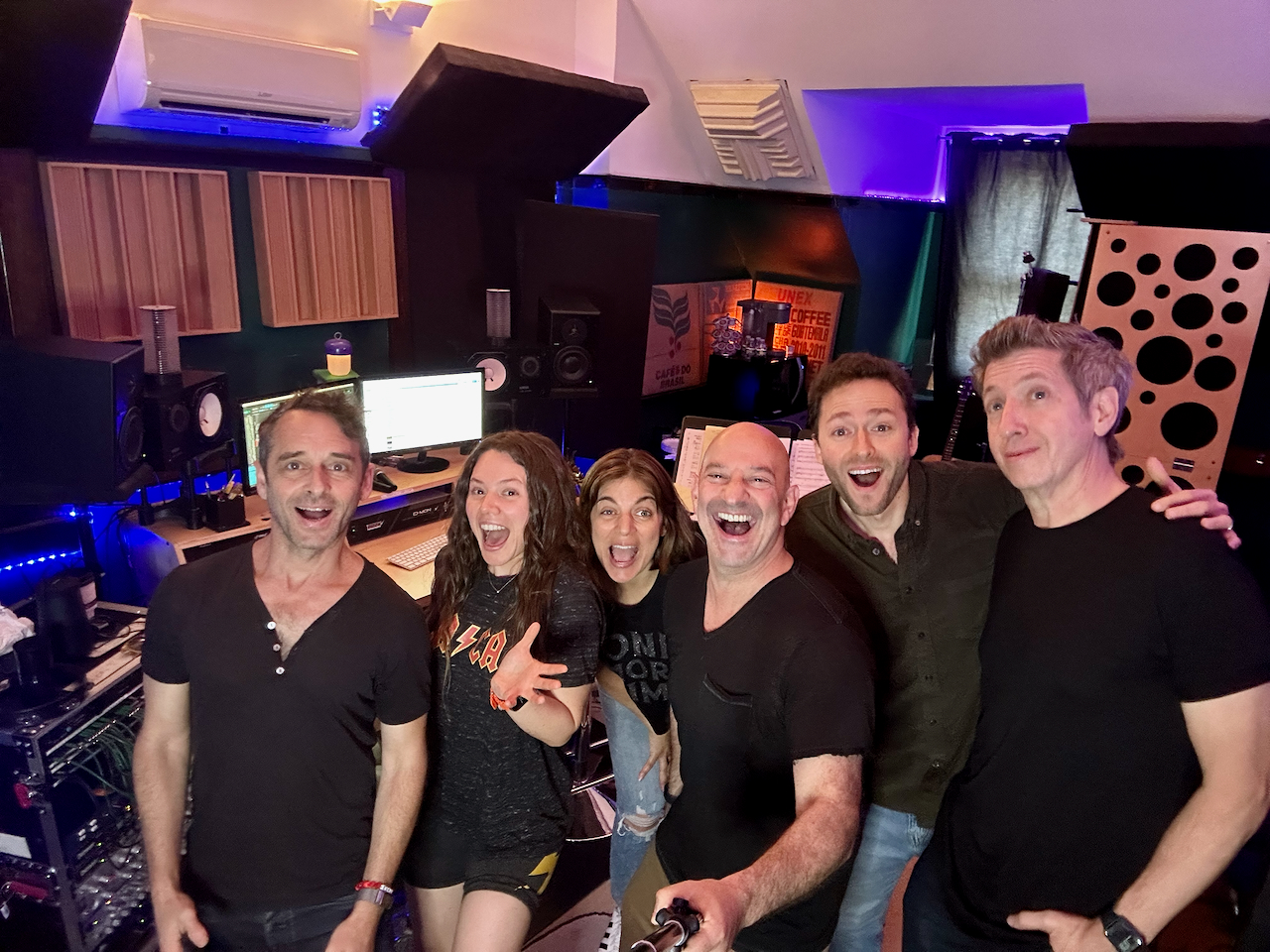 image of band rehearsing