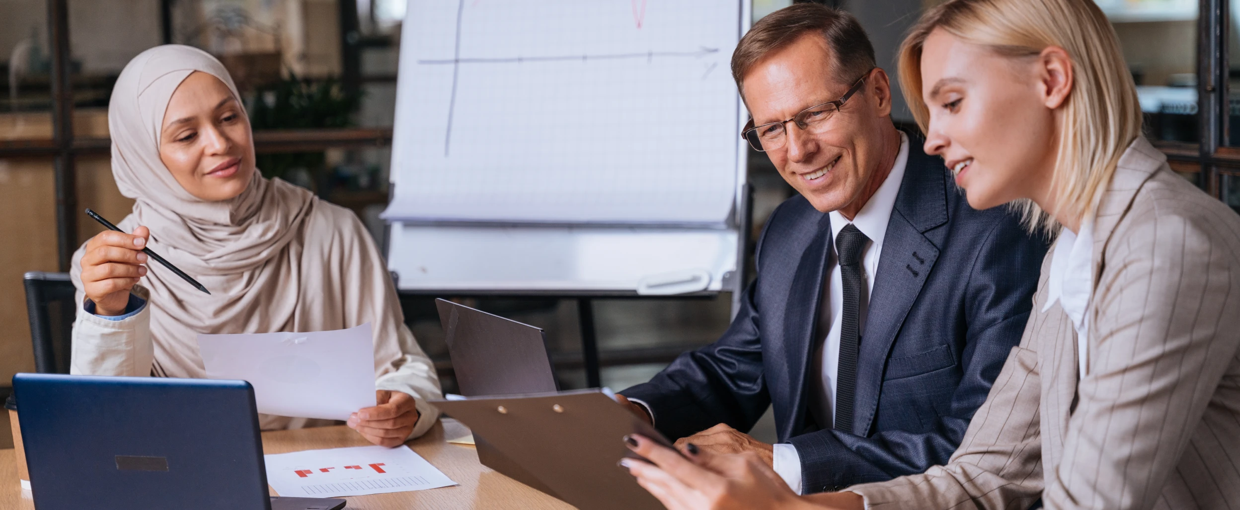 A flexible subscription-based legal service for growing businesses. Discover how Complex 360 provides on-demand commercial law support without in-house costs.