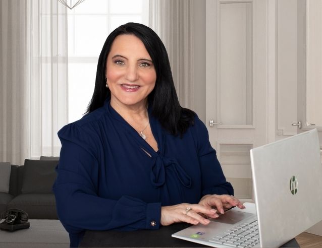 About Dr. Roseann | Dr. Roseann Capanna-Hodge
