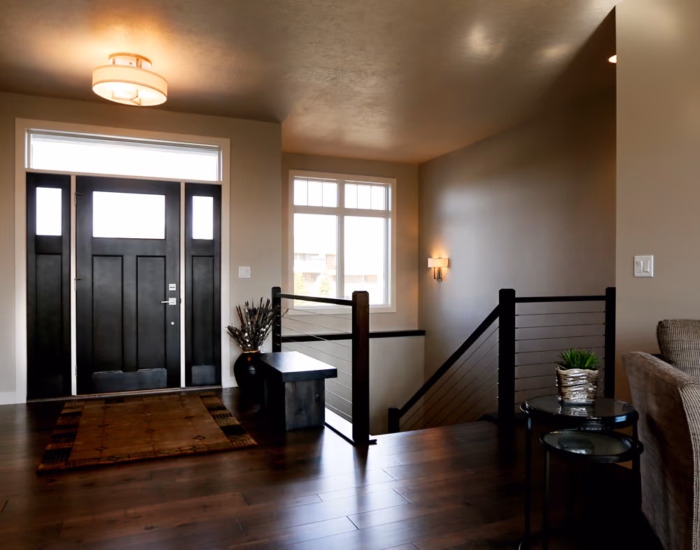 4001CH Newel | S.O. Cable Rail | ETHI-605 Door | ETHI-655 Sidelite | Clear Transom | 238A Base | S4S (Casing)