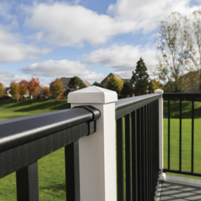 100 Series Aluminum Railing Beauty Shot