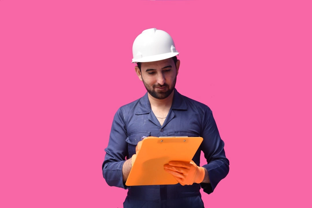Should You Hire or Outsource Your Construction Accounting