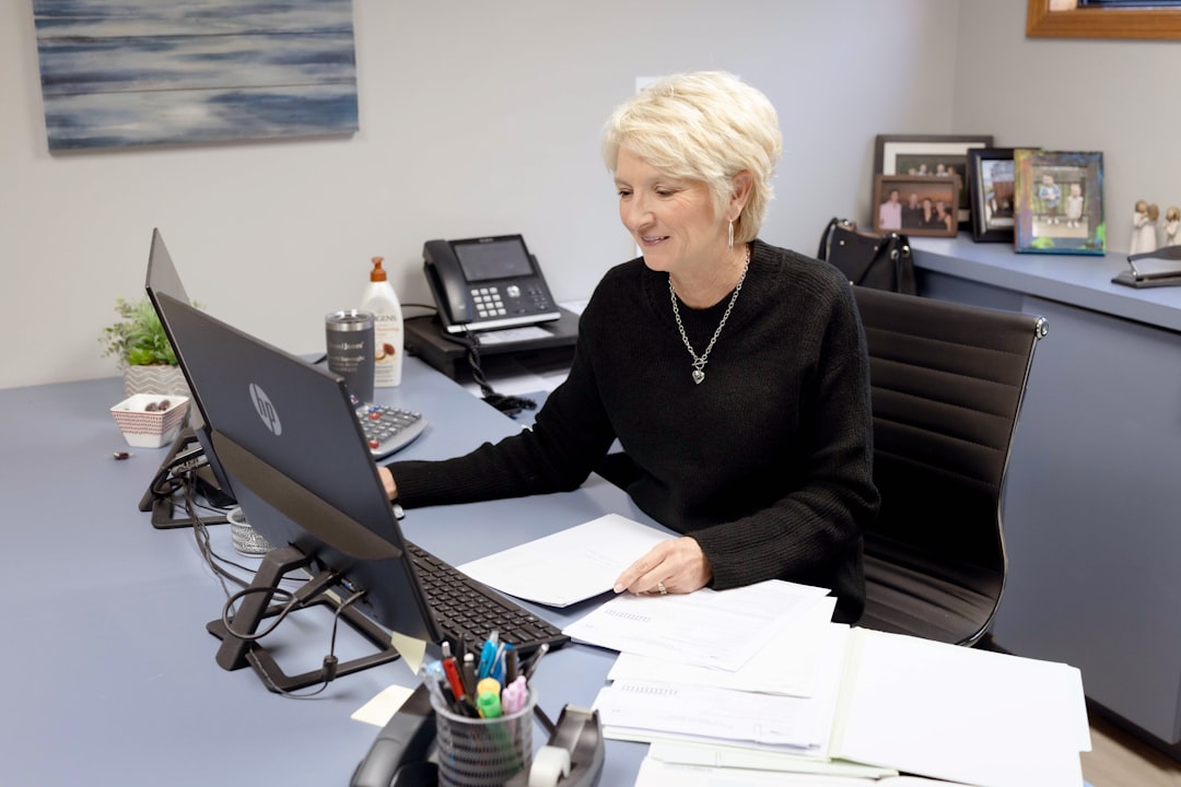 The Complete Guide to Comparing Receptionist Costs