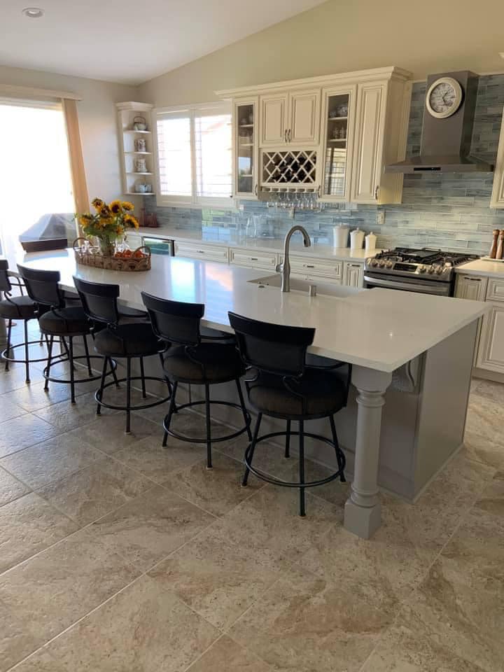 image of custom home building service